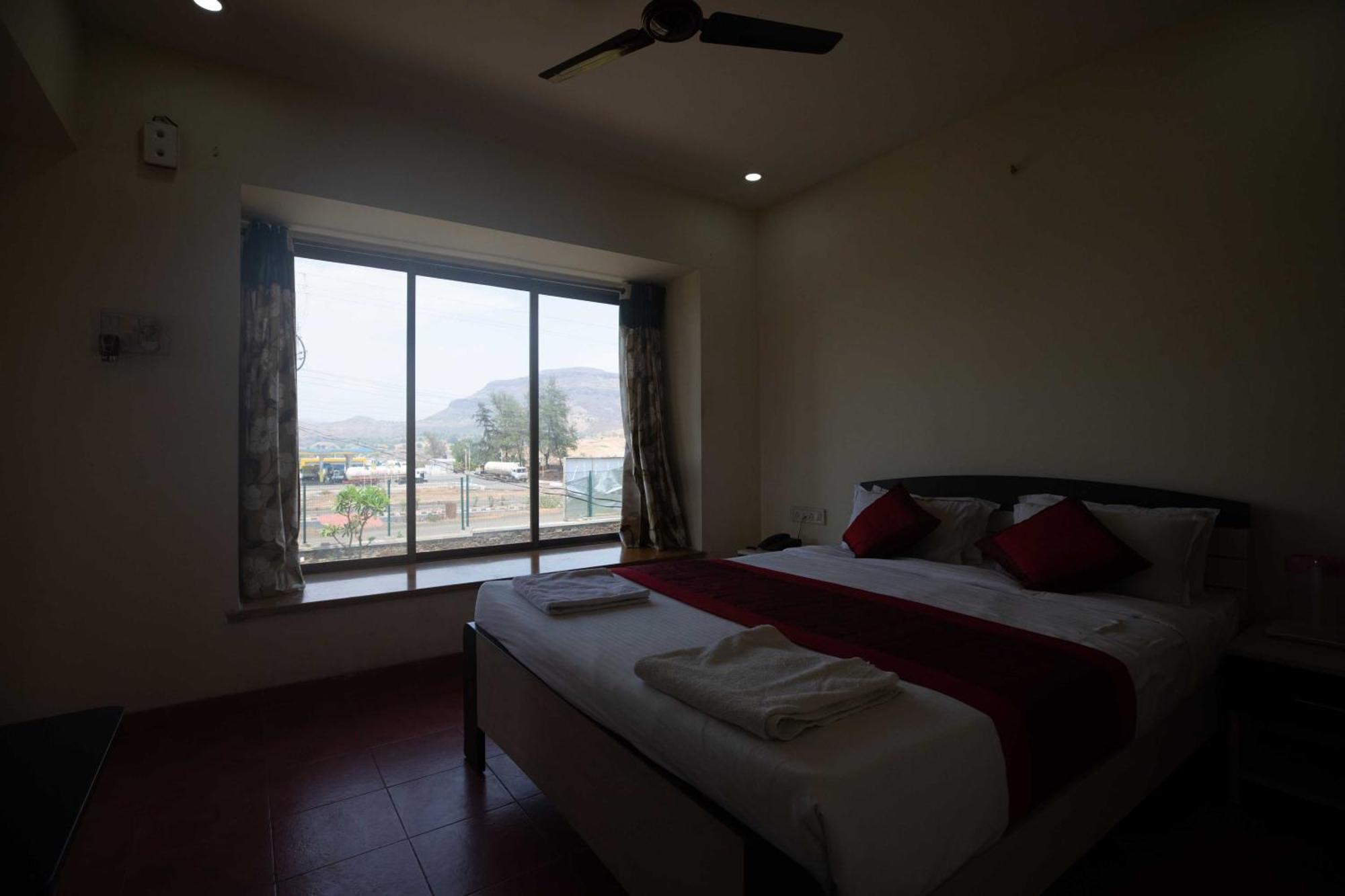 Vivaant Retreat And Conventions Otel Igatpuri Dış mekan fotoğraf