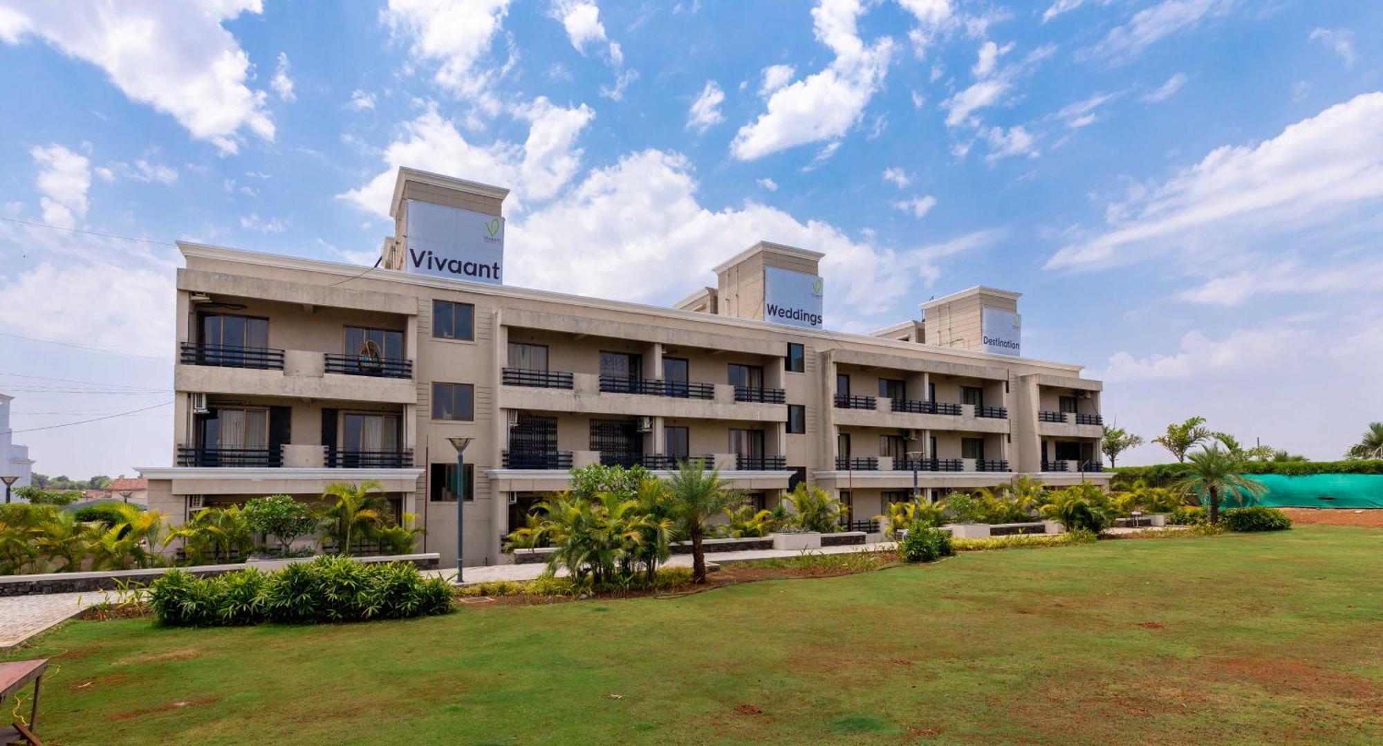 Vivaant Retreat And Conventions Otel Igatpuri Dış mekan fotoğraf