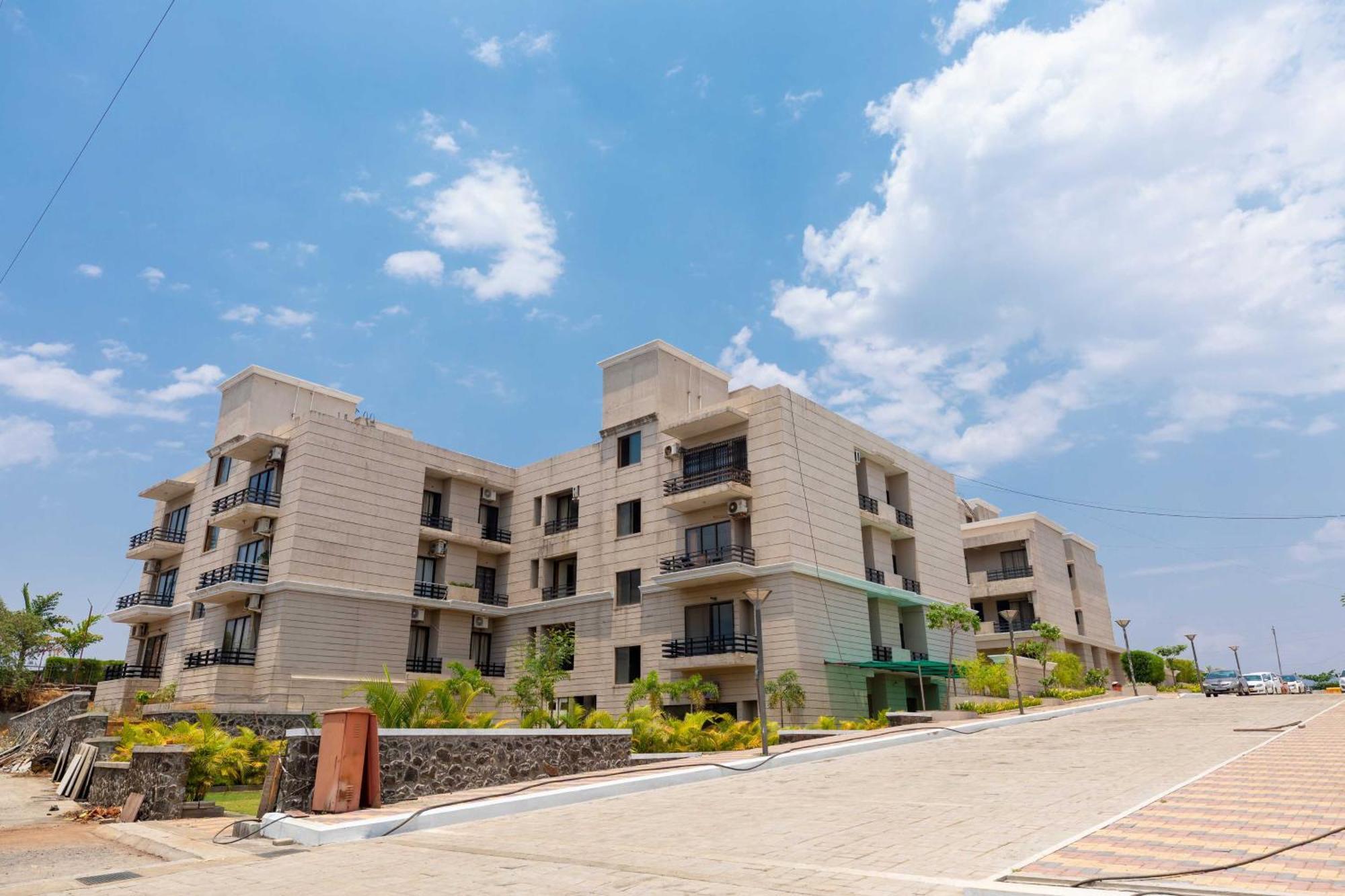 Vivaant Retreat And Conventions Otel Igatpuri Dış mekan fotoğraf