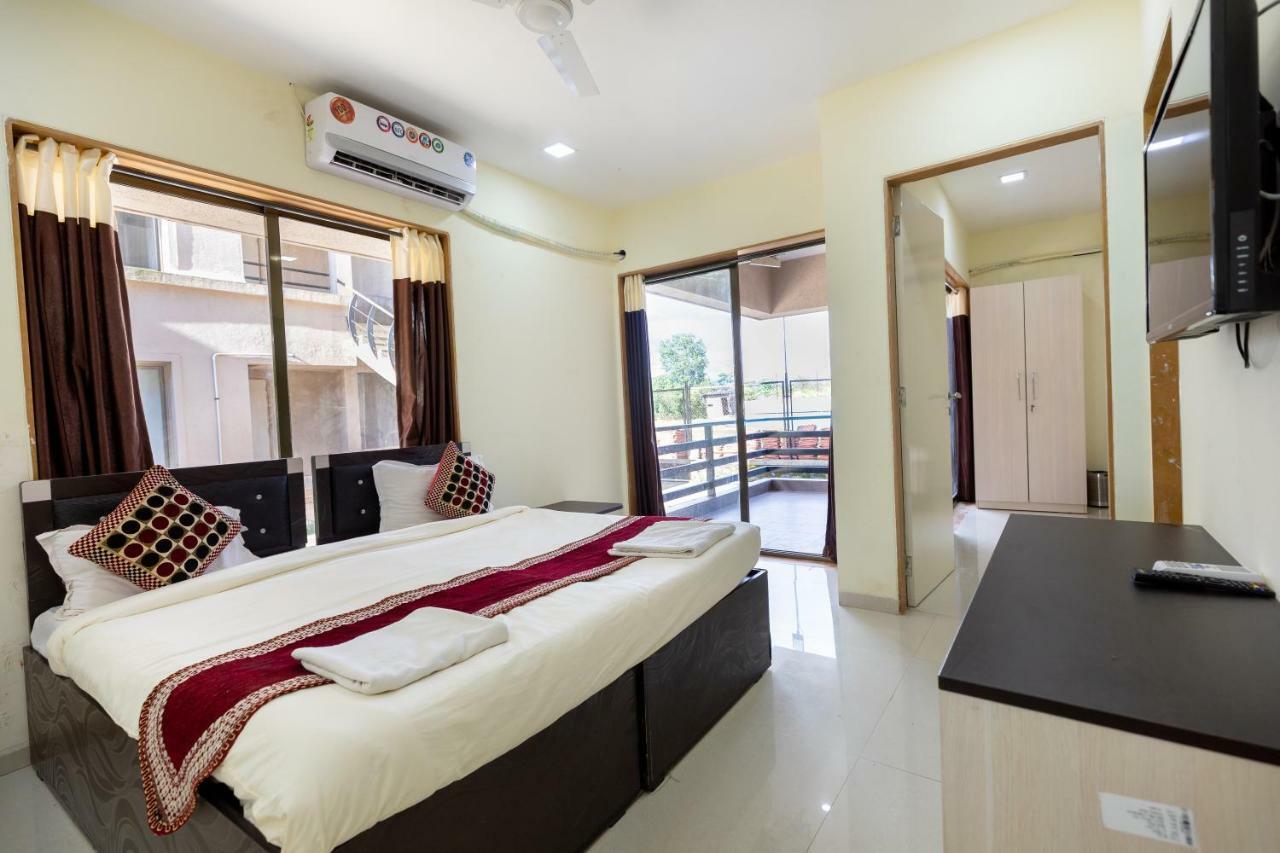 Vivaant Retreat And Conventions Otel Igatpuri Dış mekan fotoğraf